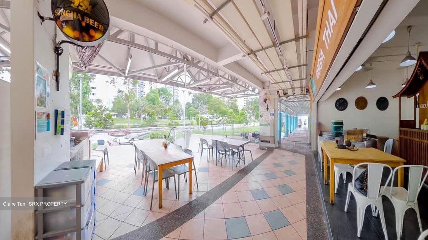 Bedok North Avenue 3 (D16), Shop House #584279691